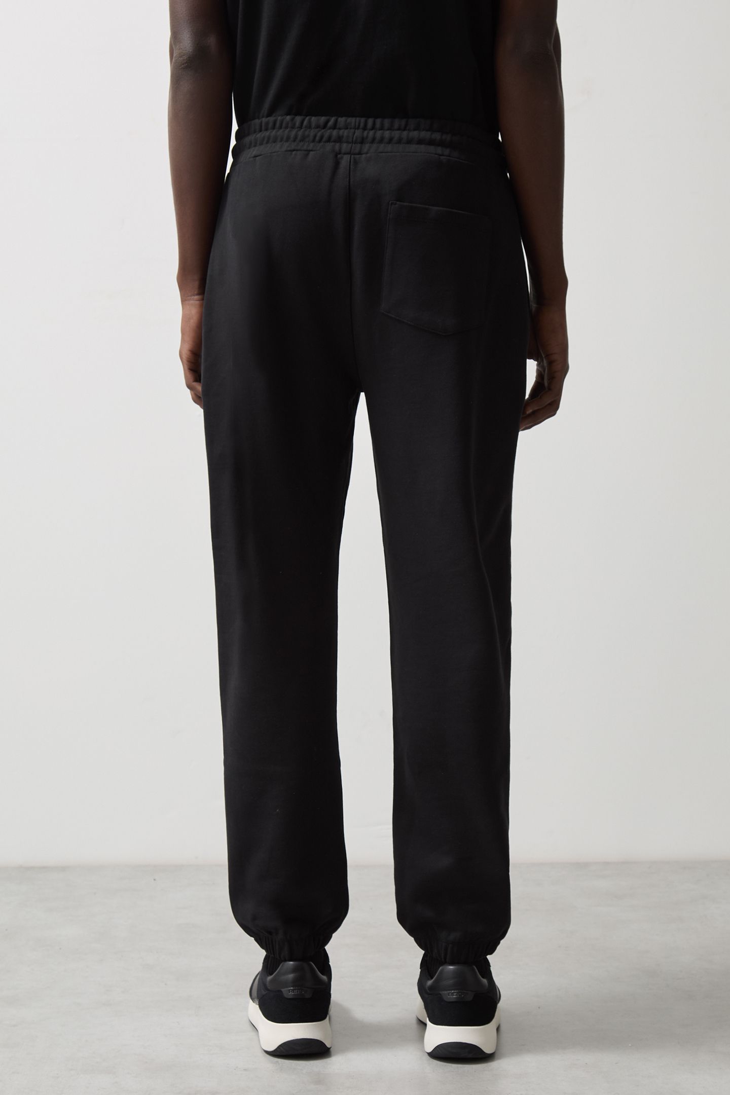 DRAWSTRING PRINTED JOGGER BLACK 2