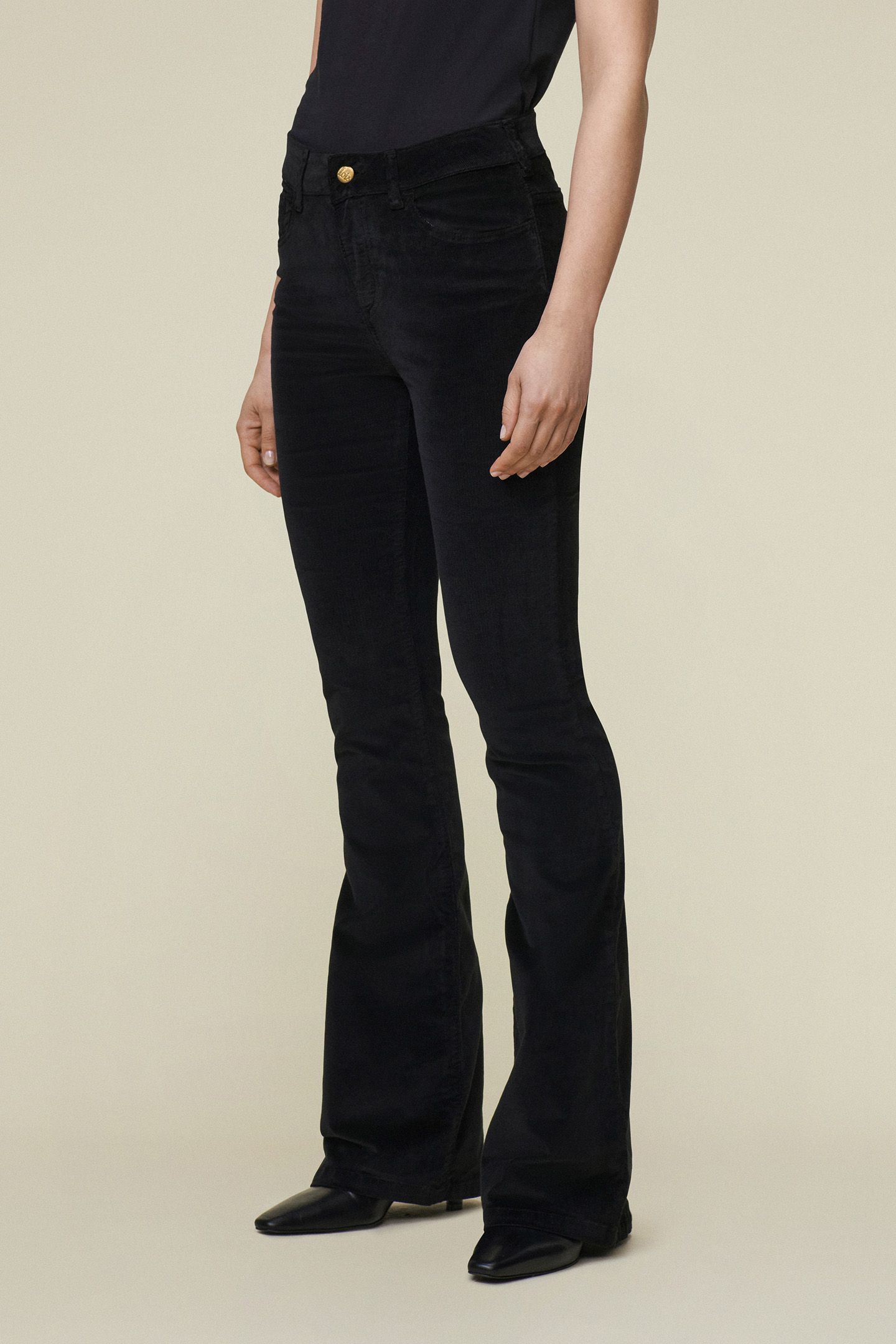 RAVAL BLACK 1