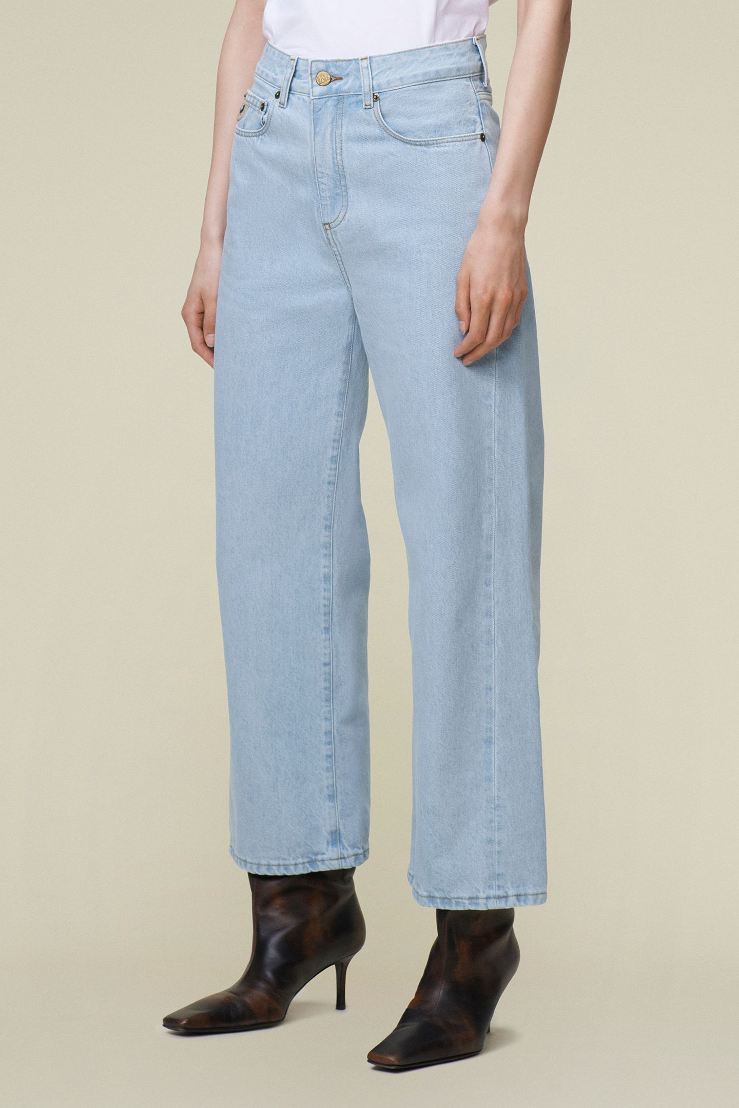 COLETTE SUMMER STONE 1