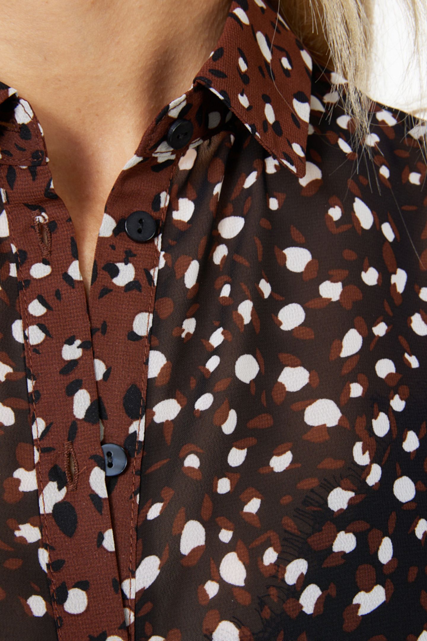 BLOUSE BASIC ANIMAL STEPS PRINT 7