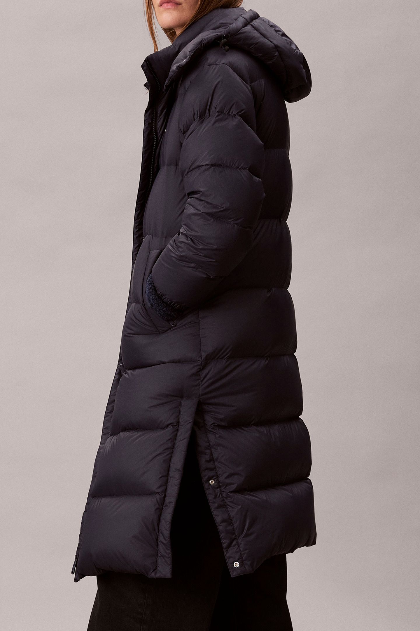 ESSENTIAL MIDWEIGHT HOODED PUFFER INKWELL 3