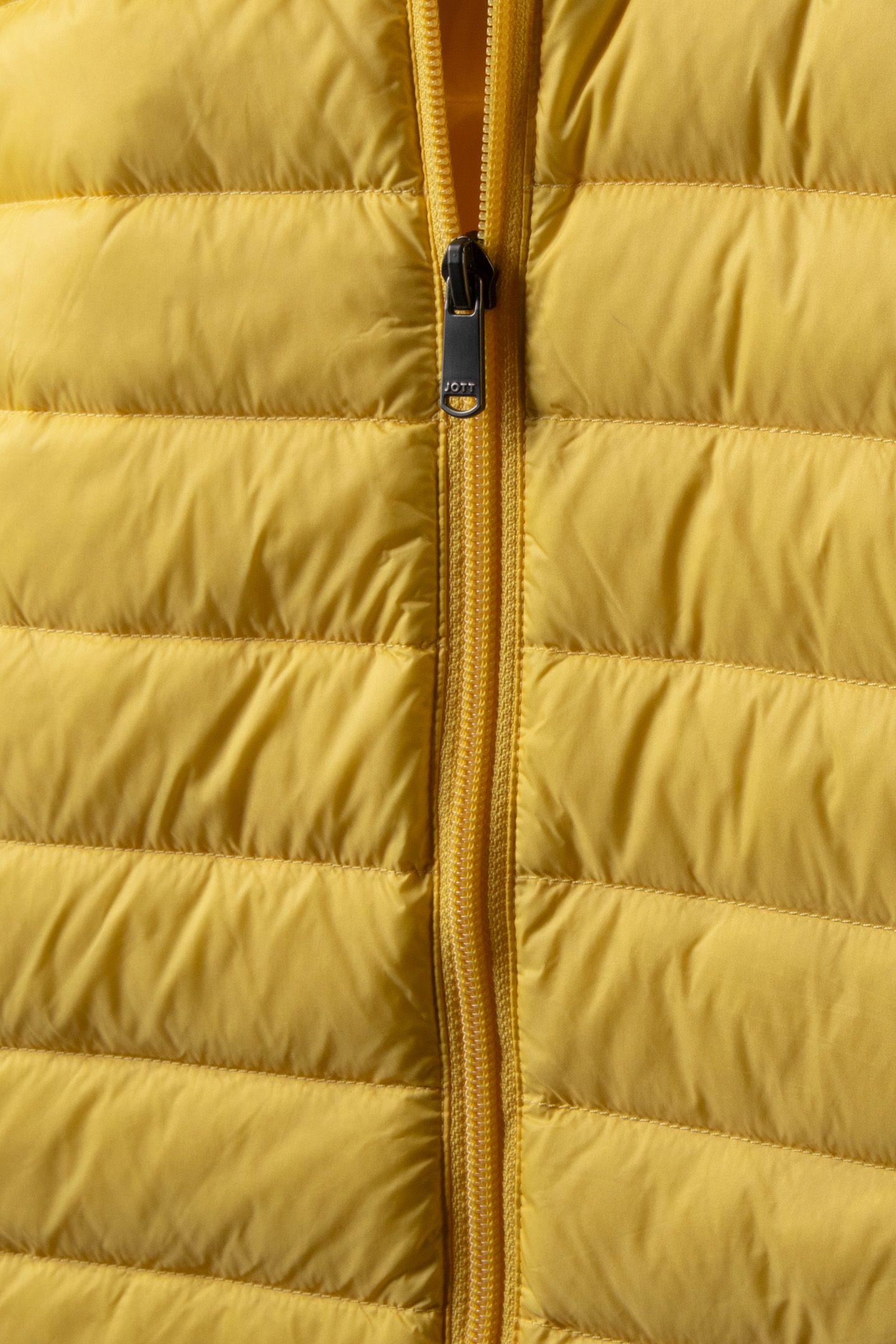 CLOE DOWN JACKET SOFT YELLOW 5