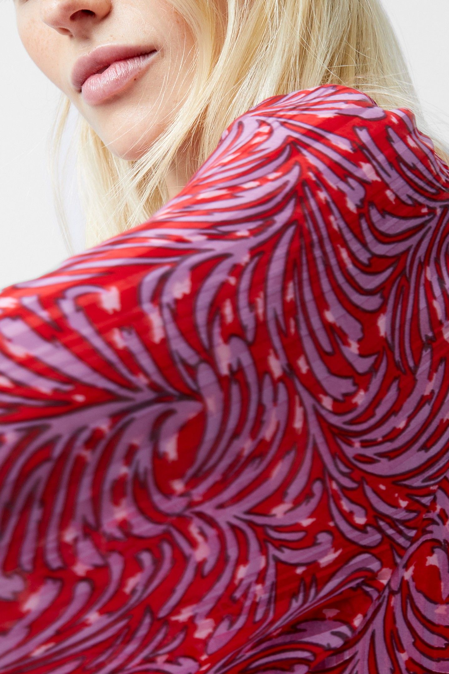 AMY CALISTA MIDI DRESS SCARLET RED MULTI 8