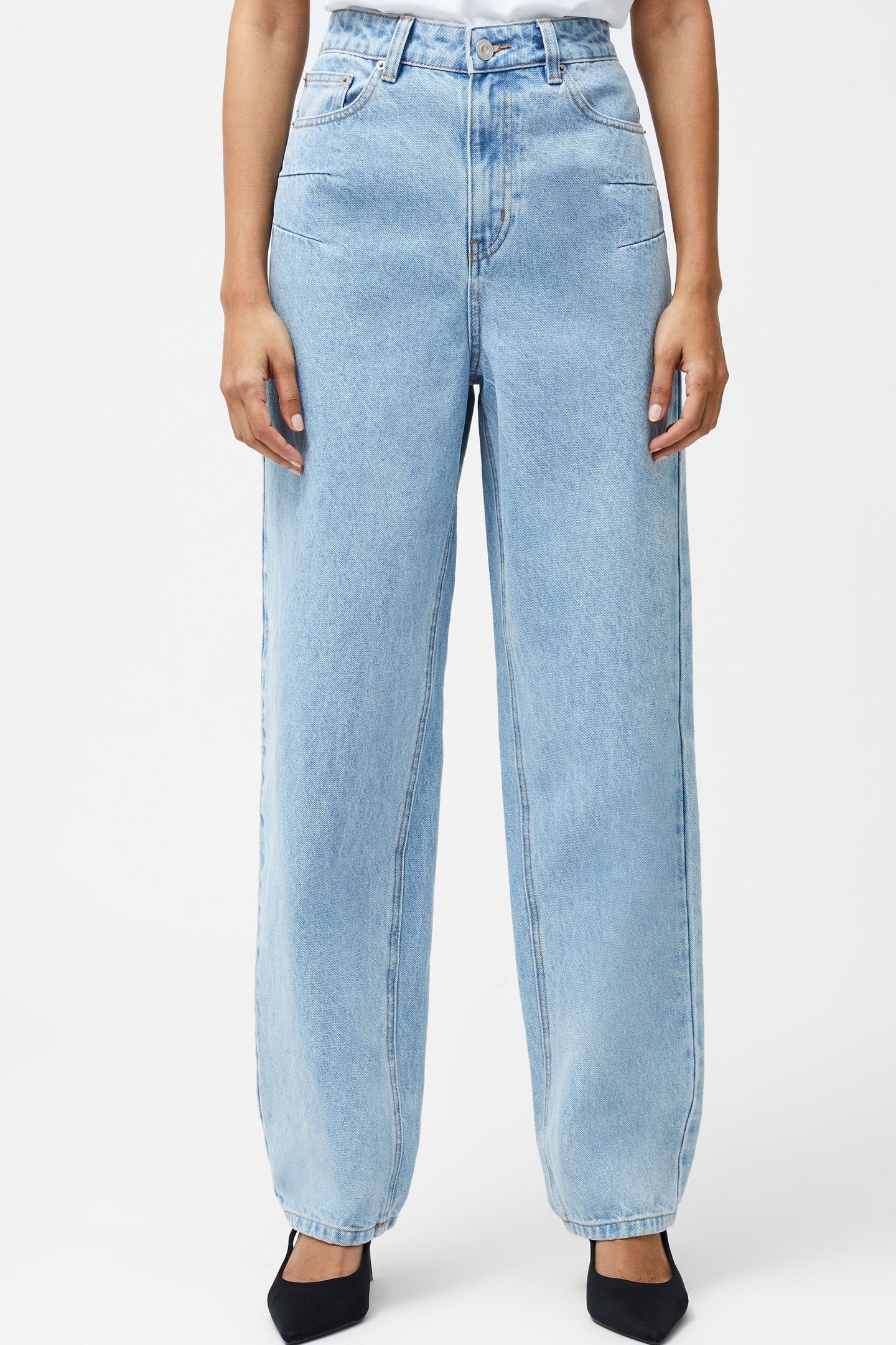 DALLAS DENIM BARREL LEG JEAN LIGHT WASH 2