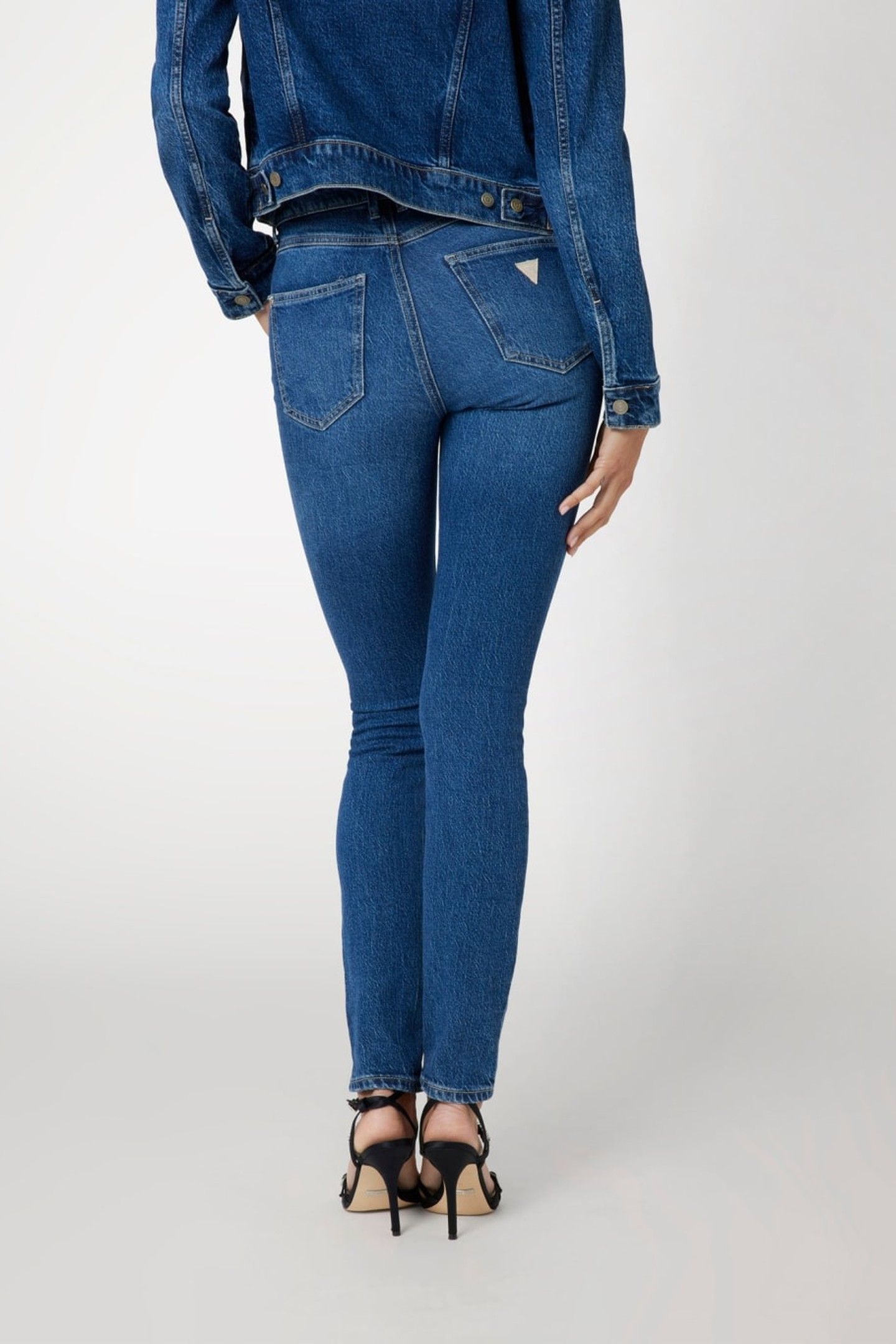 GUESS ECO 1981 EXPOSED BUTTON OH MY 2
