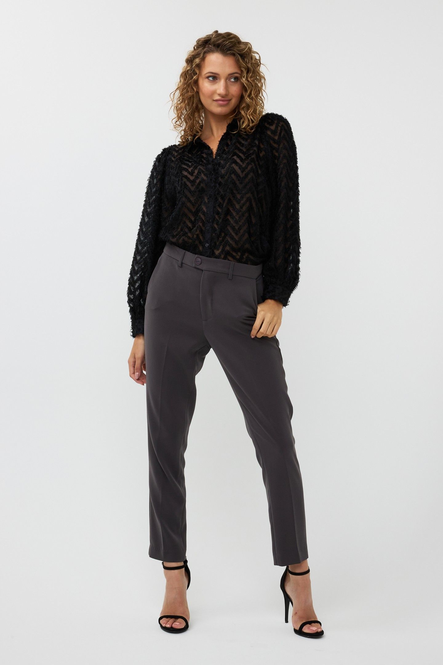 BLOUSE BASIC FLUFFY PLUMETIS BLACK 1