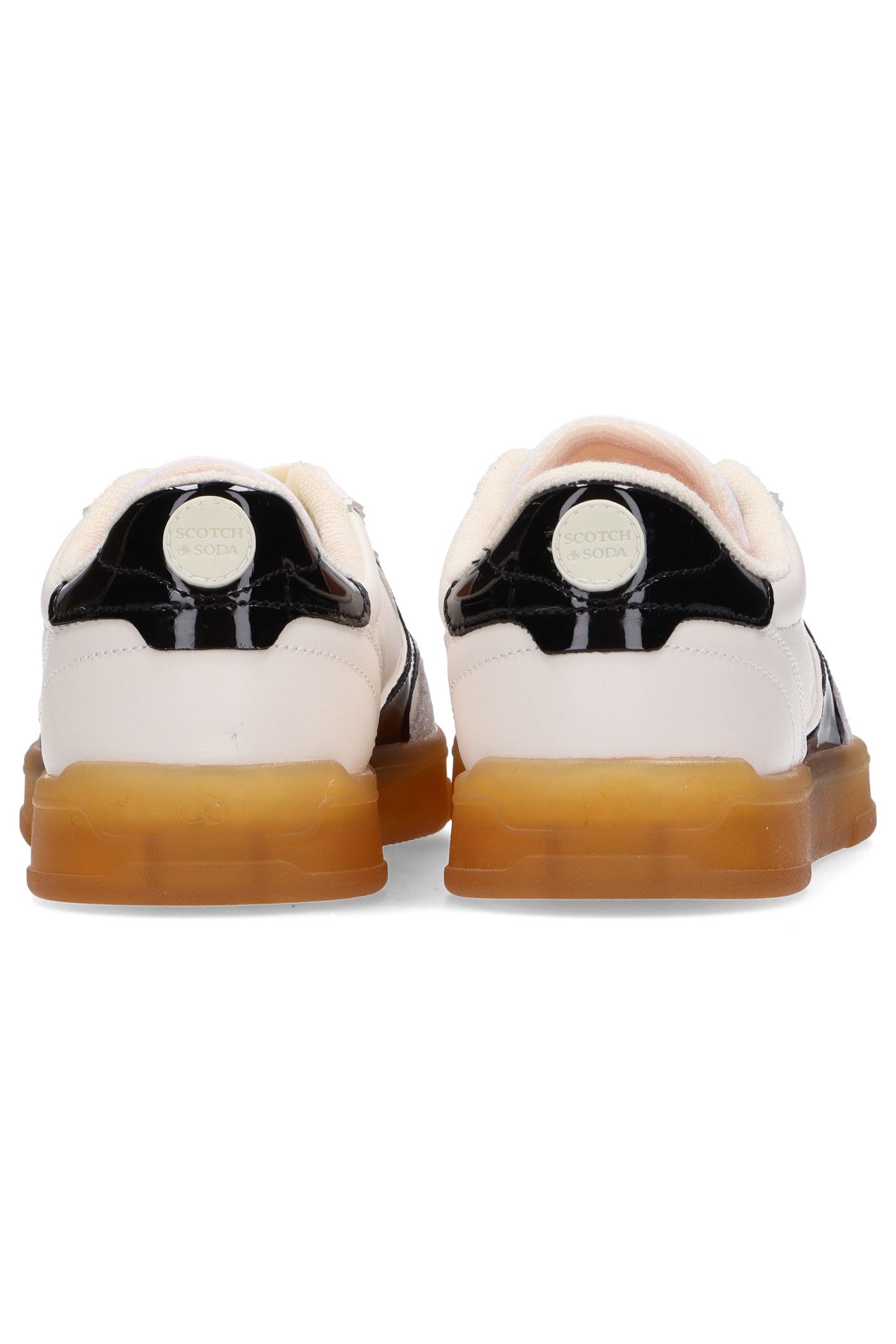 NIXIE WHITE-BLACK 5