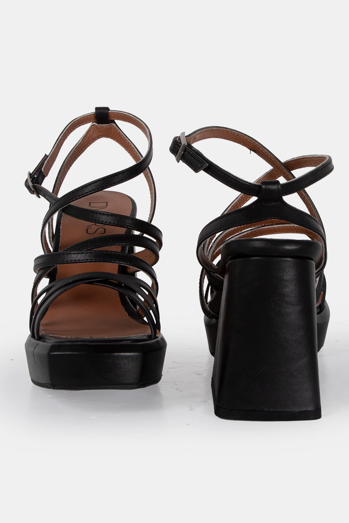 TUMBA LEER BLACK 5