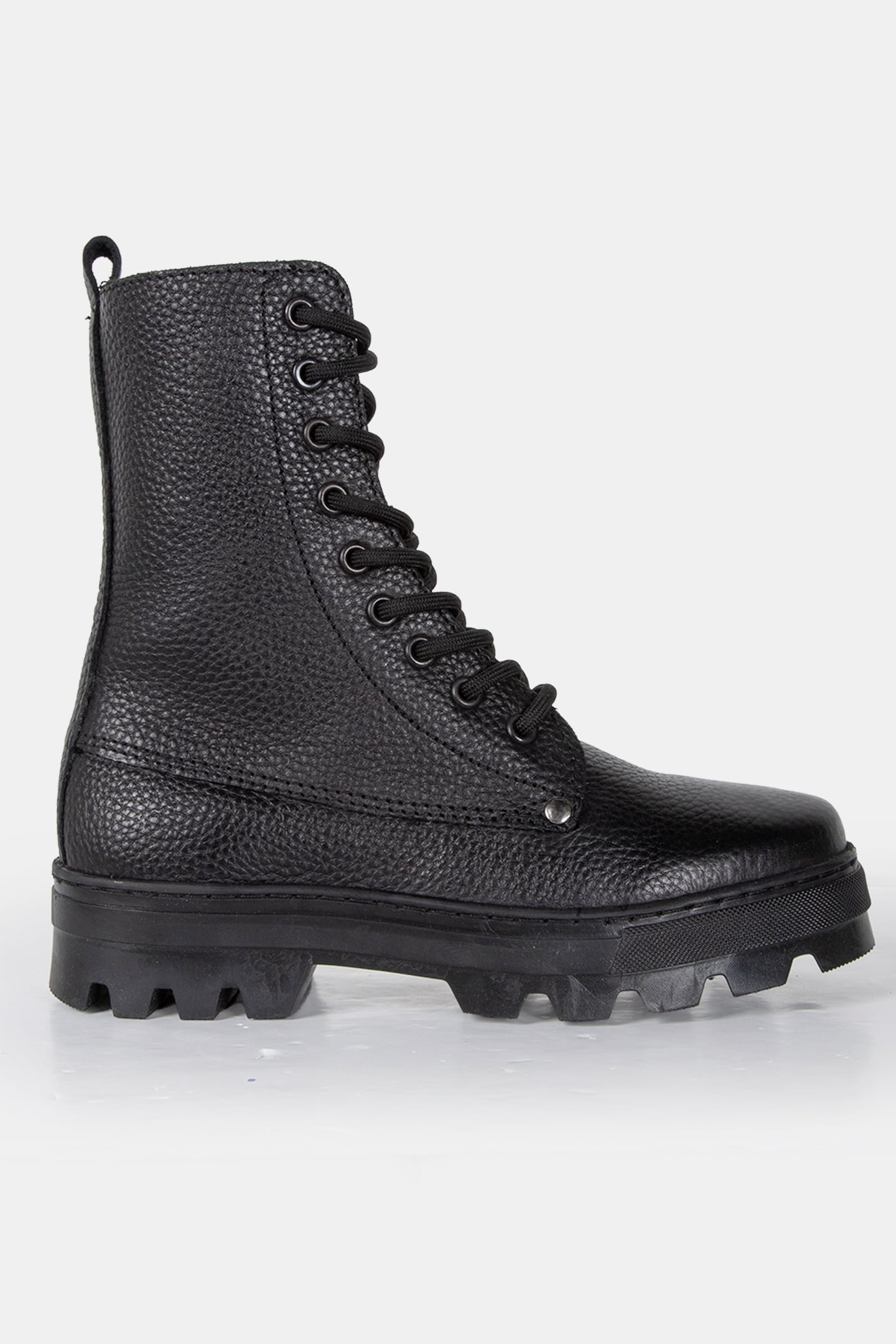 DECHASE – BOKINA BLACK EMBOSSED 1
