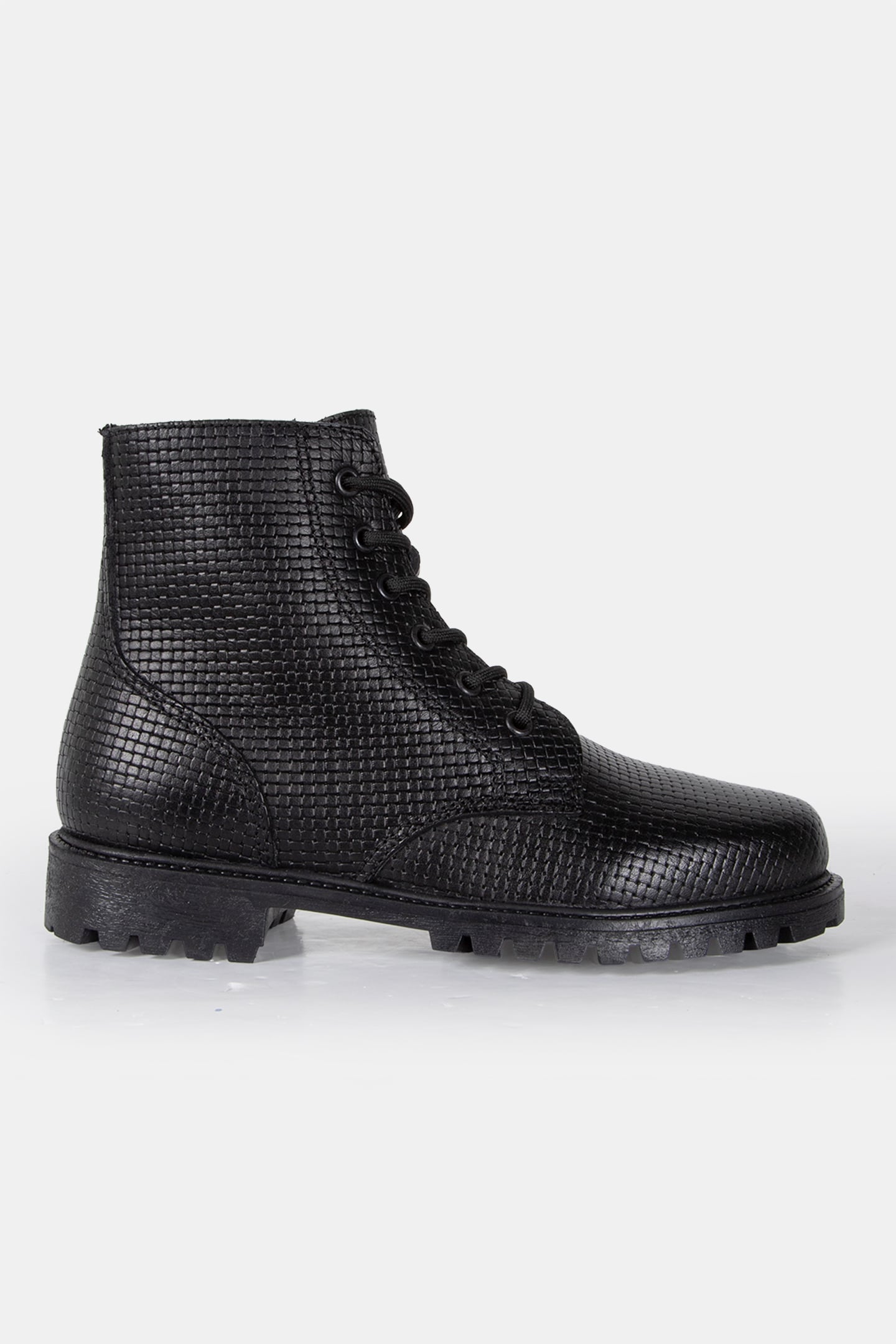 DECHASE – KEFF PATERN BOOTS 1