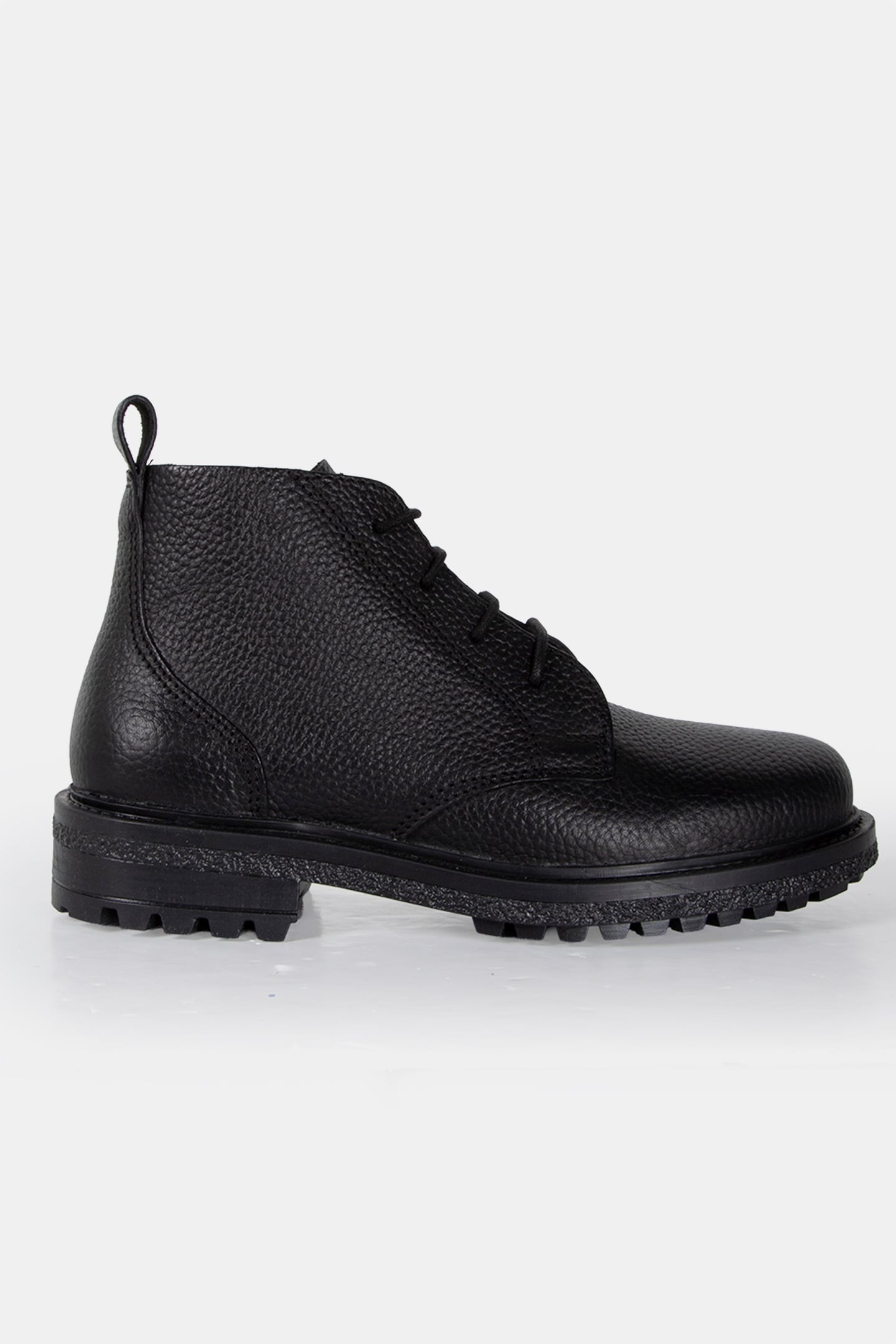 DECHASE – OCHA BLACK EMBOSSED 1