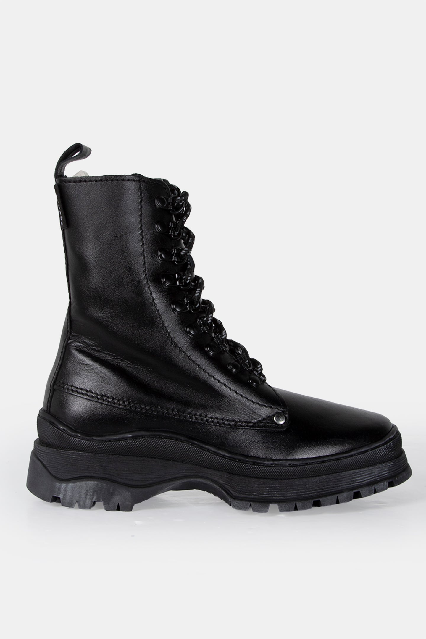 DECHASE – TESFA BOOTS 1