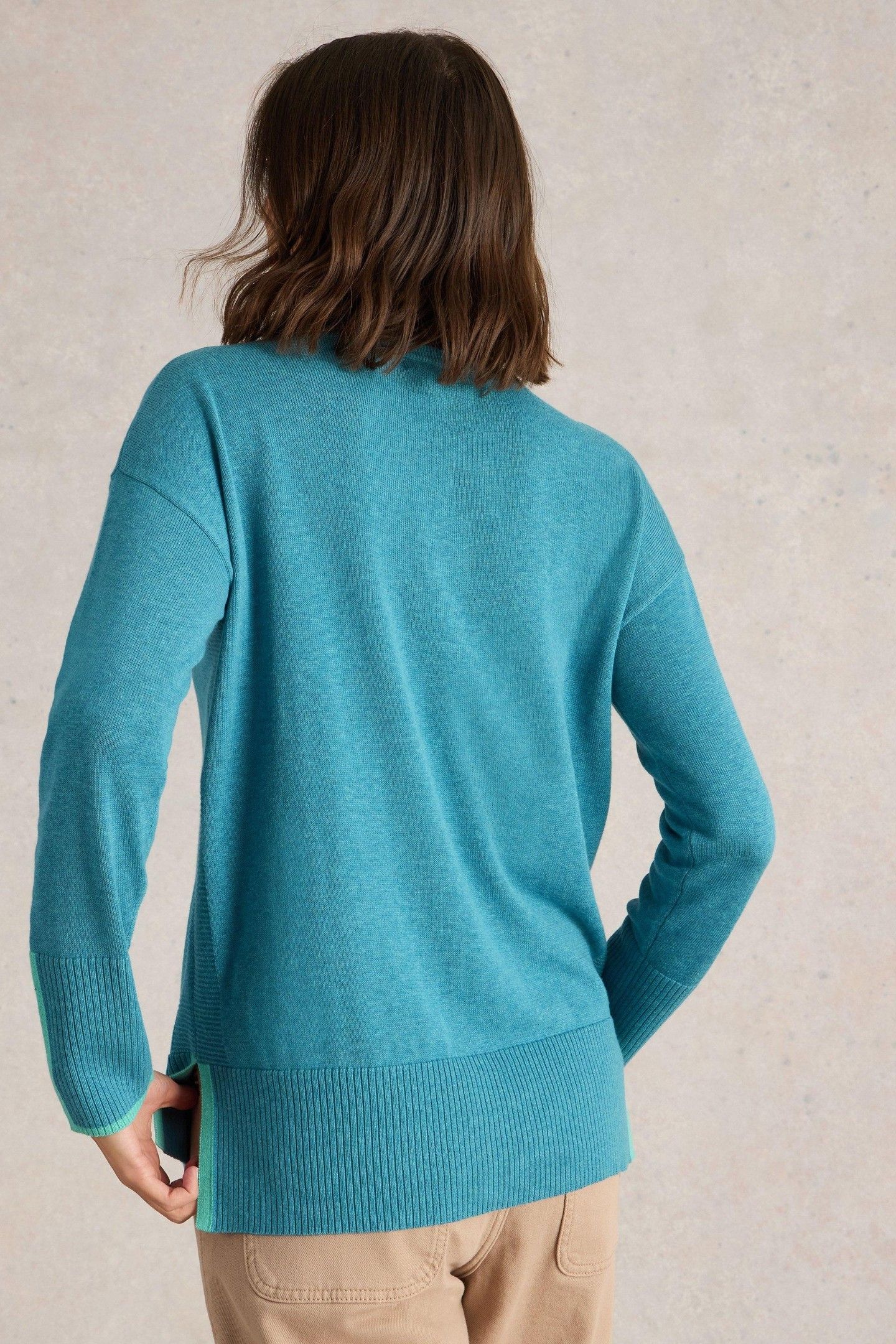 OLIVE JUMPER MID BLUE 3