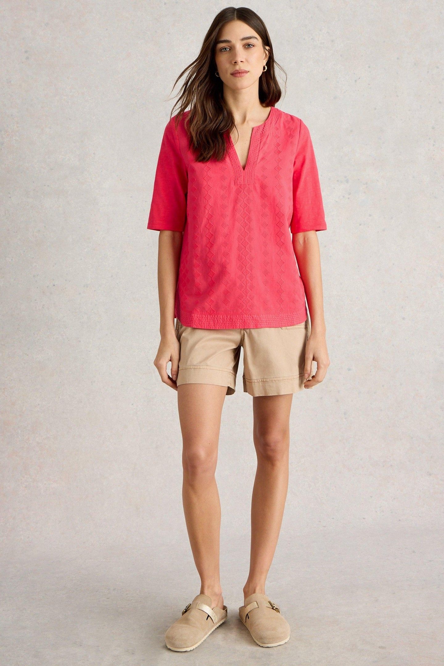 WEAVER NOTCH NECK TOP BRIGHT PINK 2