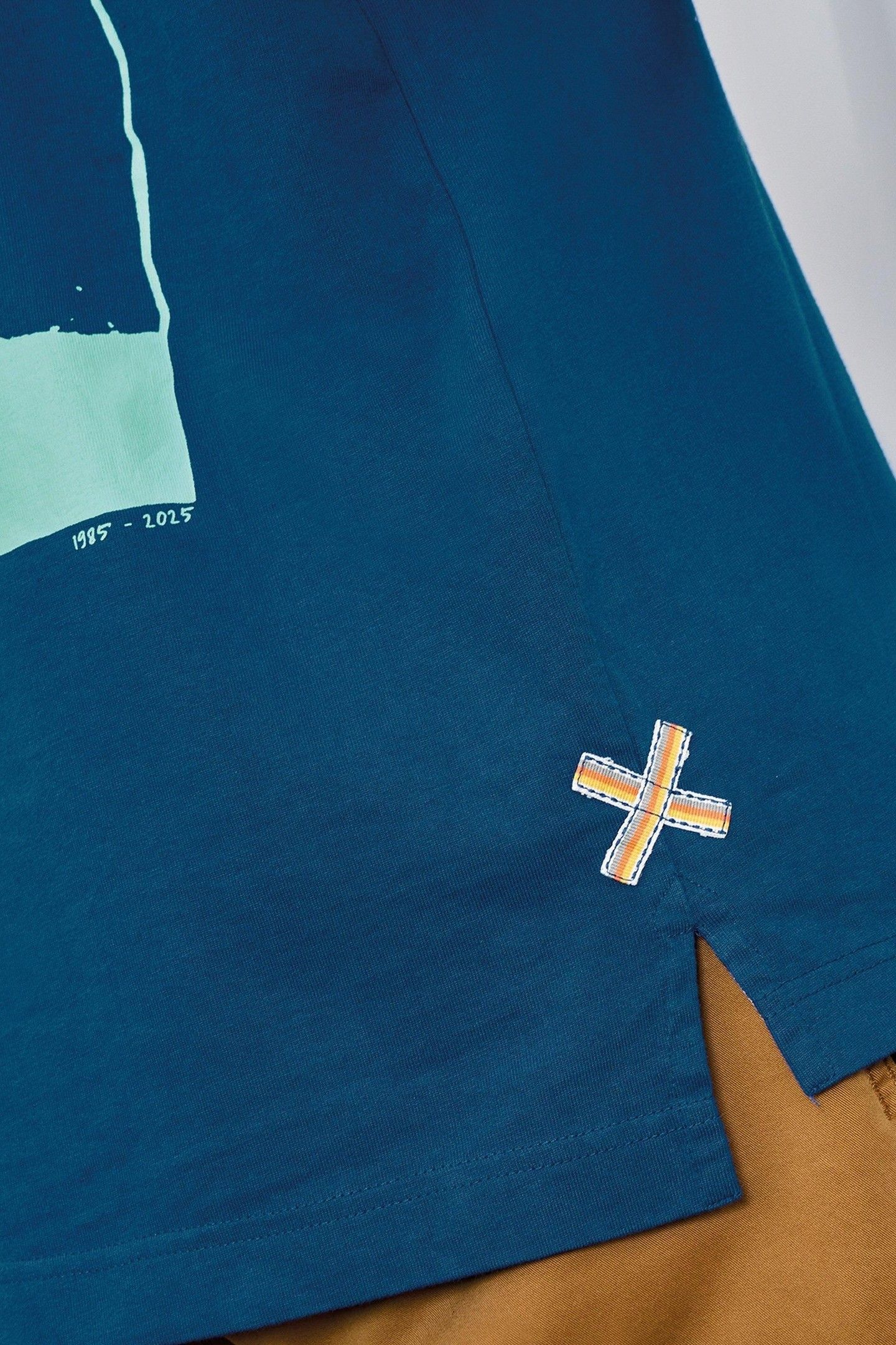 POCKET TEE BLUE PRINT 4