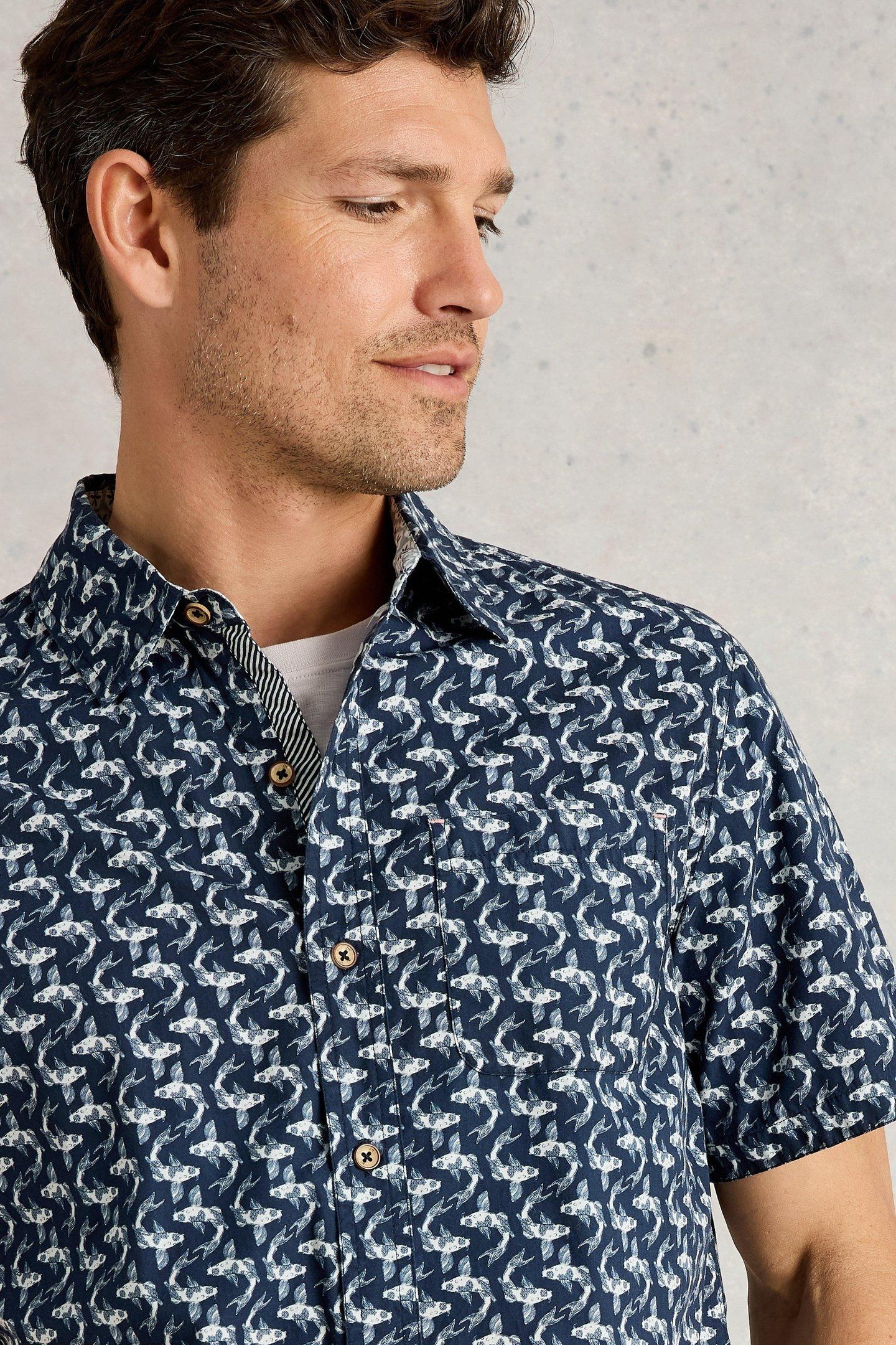 FINSBURY KOI PRINTED SHIRT NAVY PRINT 6