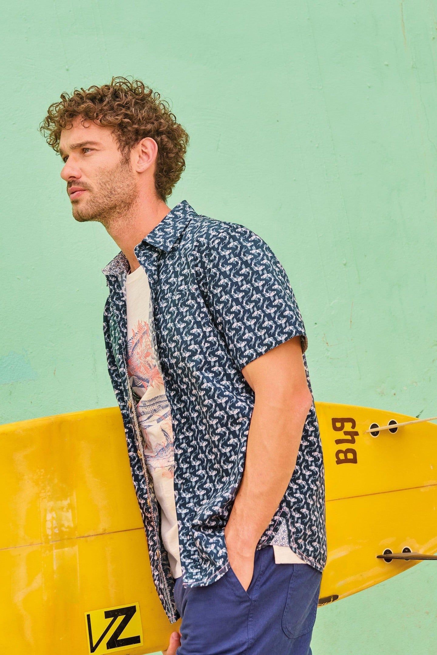 FINSBURY KOI PRINTED SHIRT NAVY PRINT 7