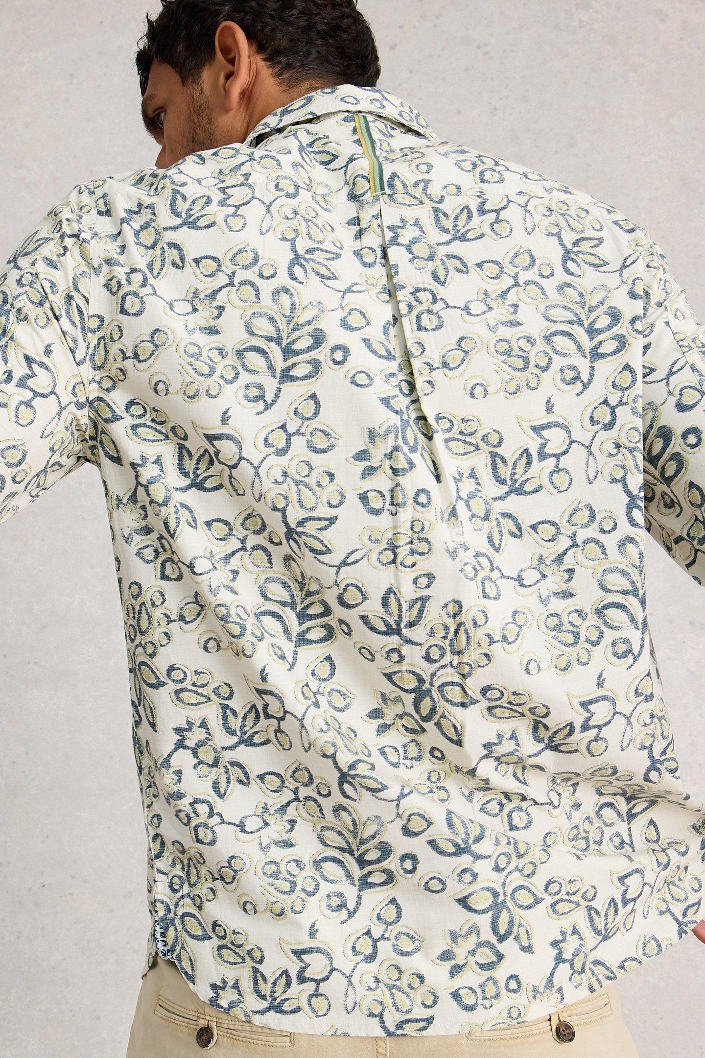 FINSBURY FLOWER PRINT SHIRT NATURAL MULTI 4