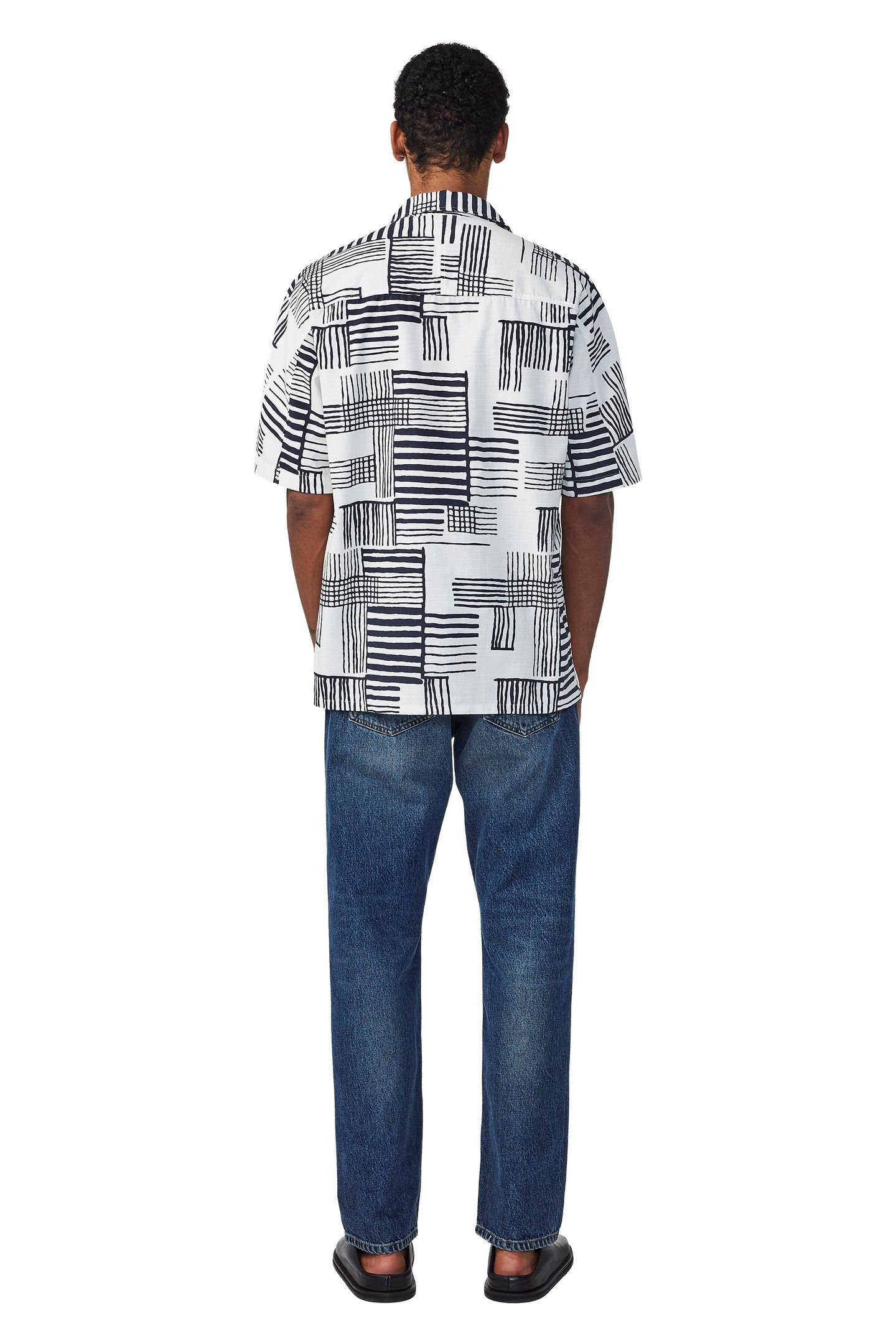 OLE SS SHIRT 5210 BLACK PRINT 3