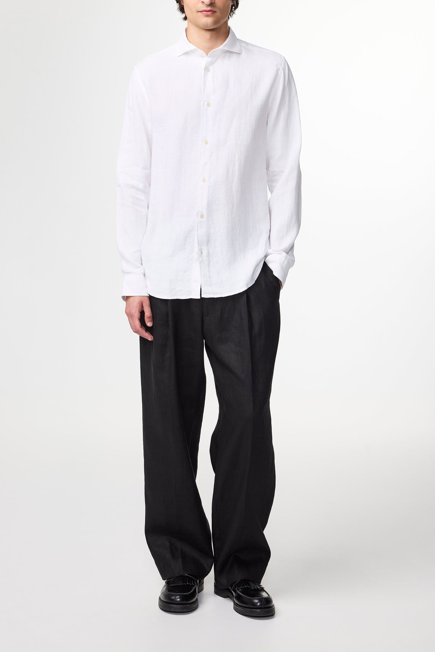 ANDREW 5708 WHITE 1