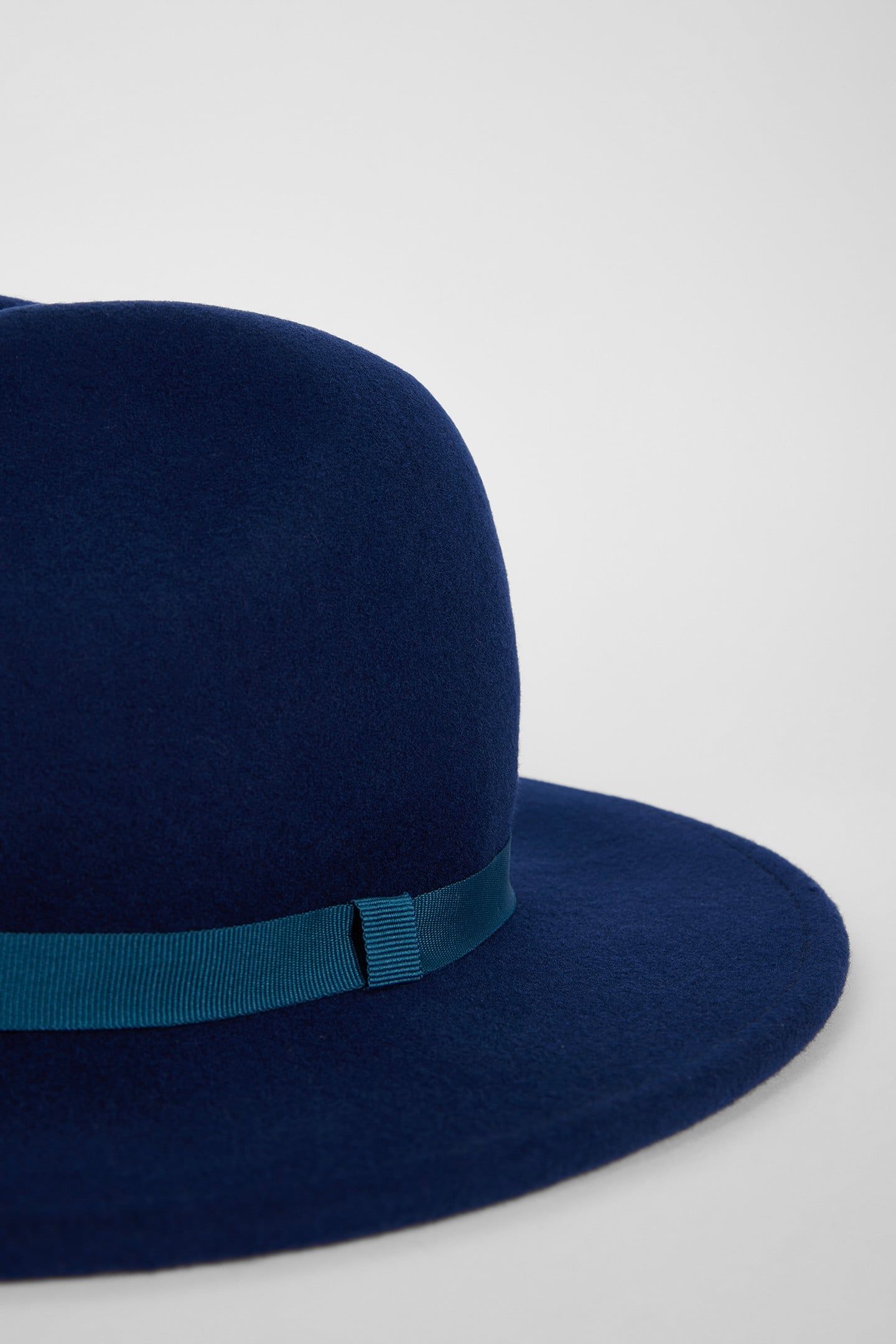 WOMEN HAT FEDORA SWIRL NAVY 4