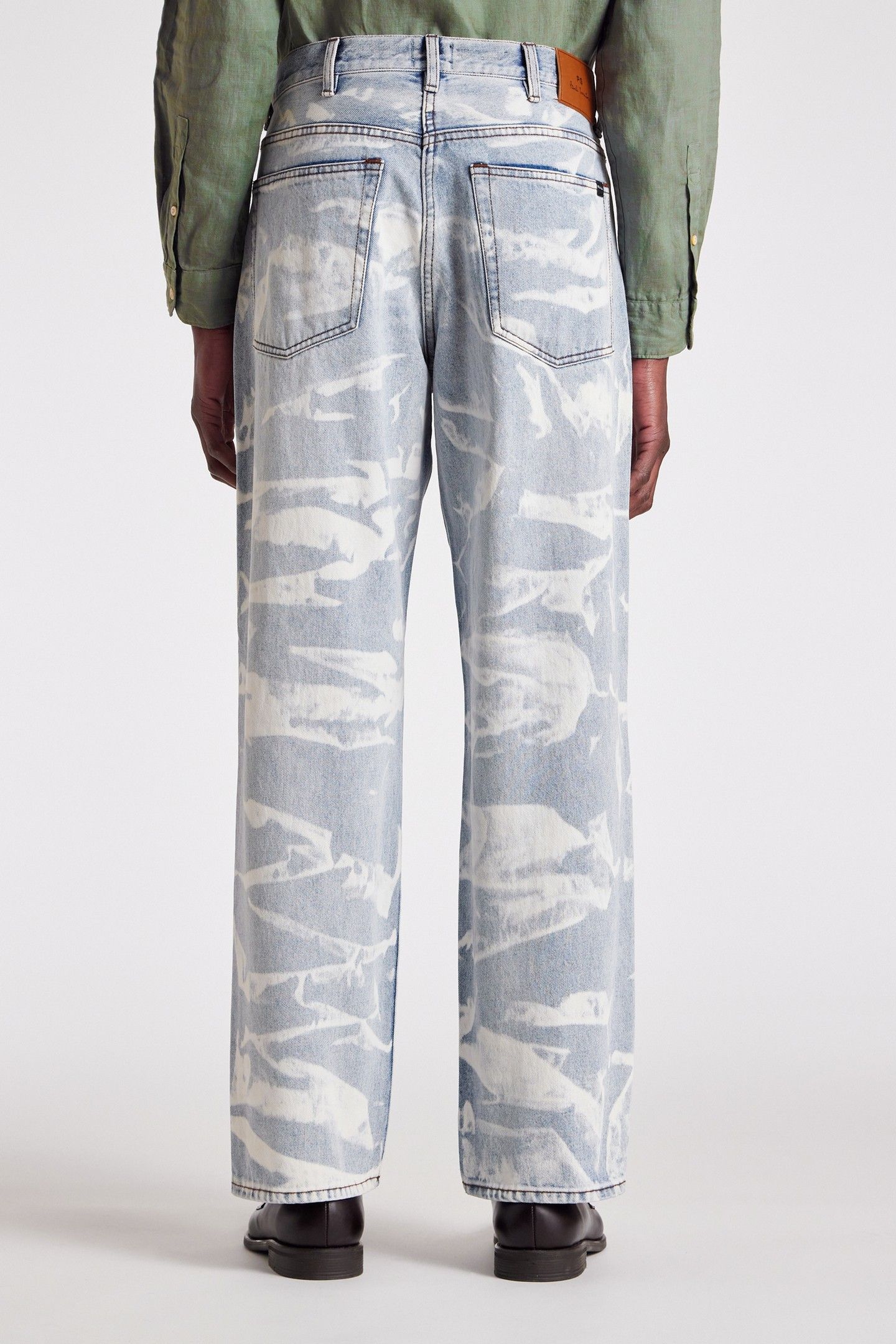 MENS RELAXED FIT JEAN LIGHT BLUE 2
