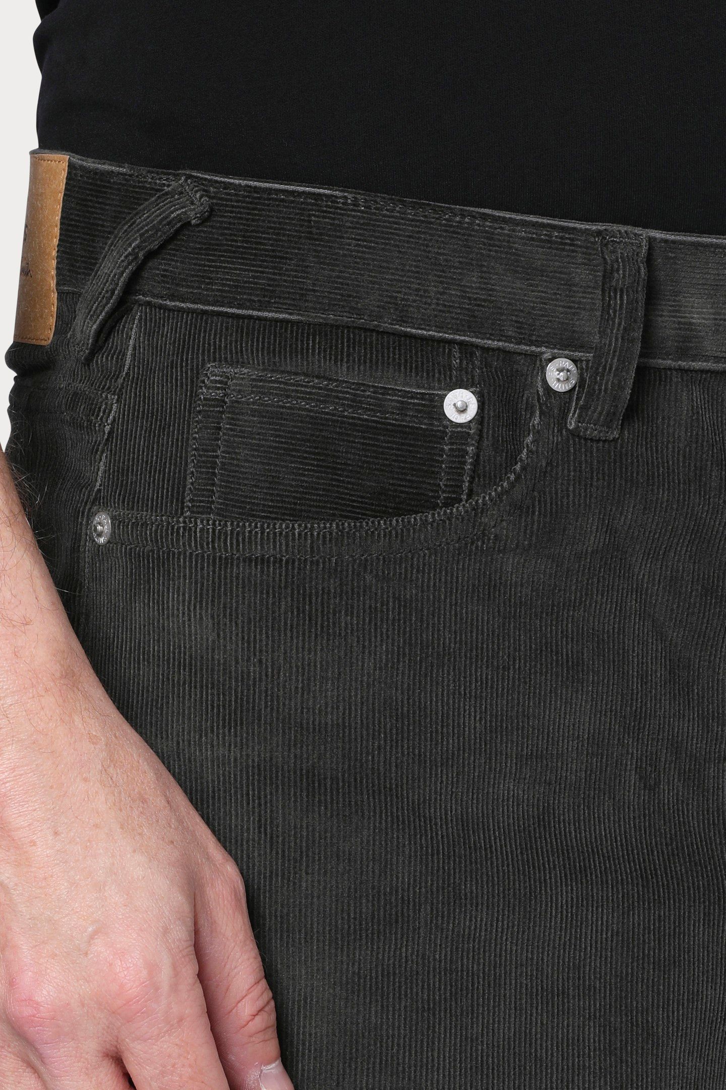 MENS RELAXED FIT JEAN BOTTLE GREEN 8