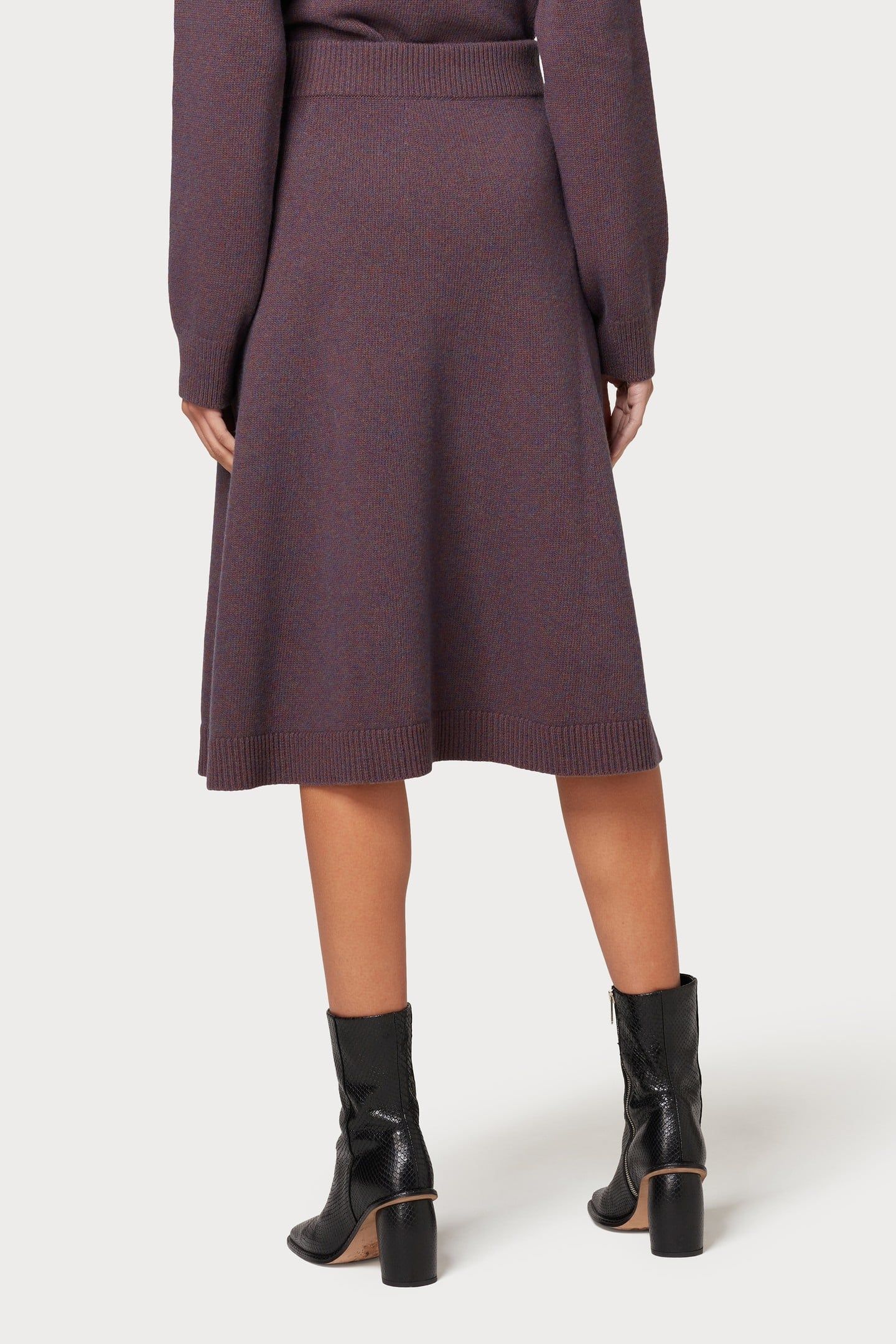 WOMENS KNITTED SKIRT AUBERGINE 2