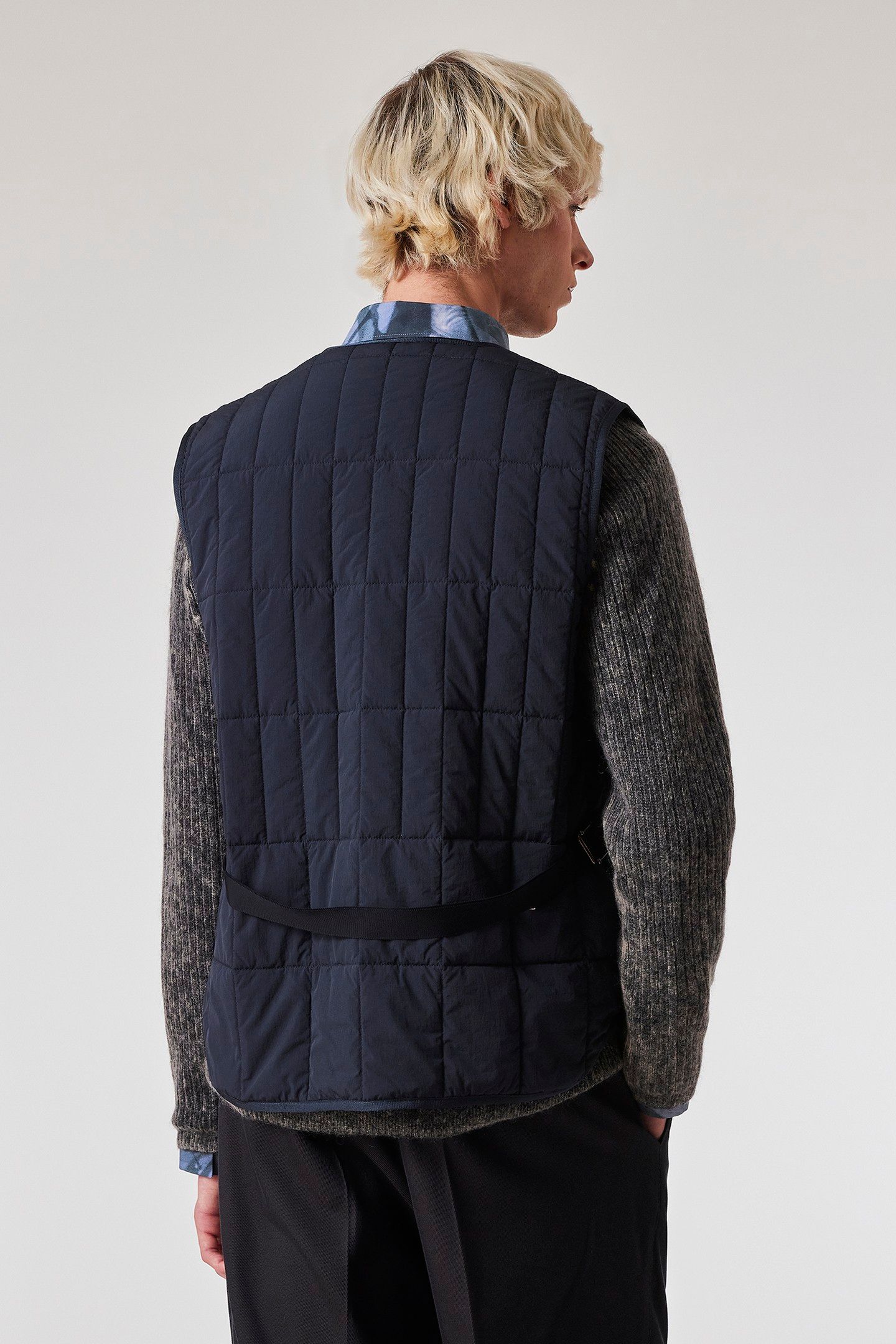 MENS QUILTED GILET NAVY 2