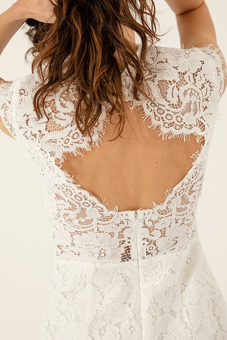 BRIDAL LACE COCKTAIL SNOW WHITE 7