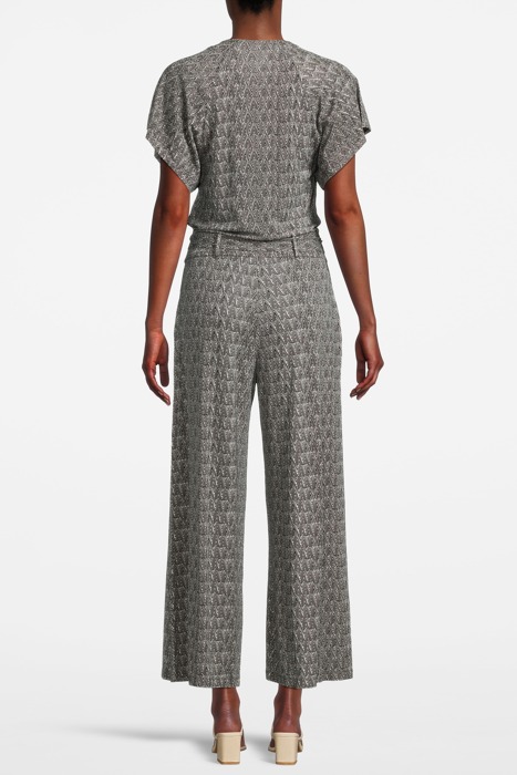 JUMPSUIT FINE GRAPHIC PRINT BLACK AND WHITE 2