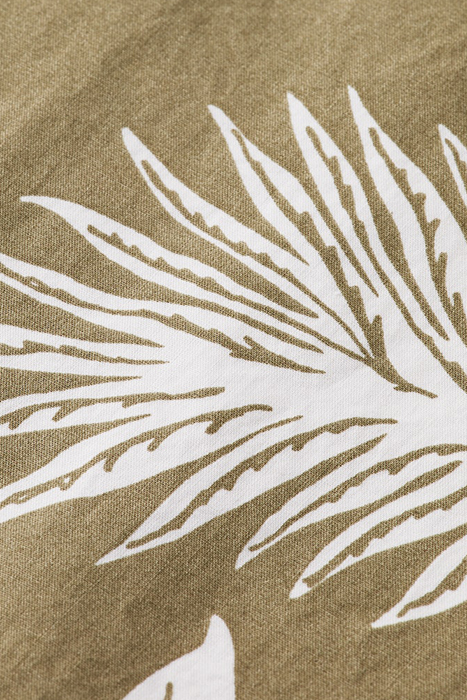 PRINTED & WASHED SHORT SLEEVE POPLIN SHIRT KHAKI LEAF 3