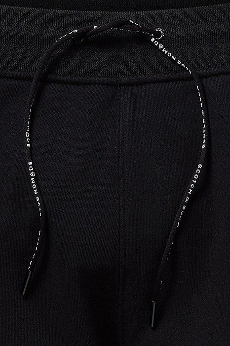 CLUB NOMADE SWEAT SHORT WITH SHAPED SEAMS BLACK 2