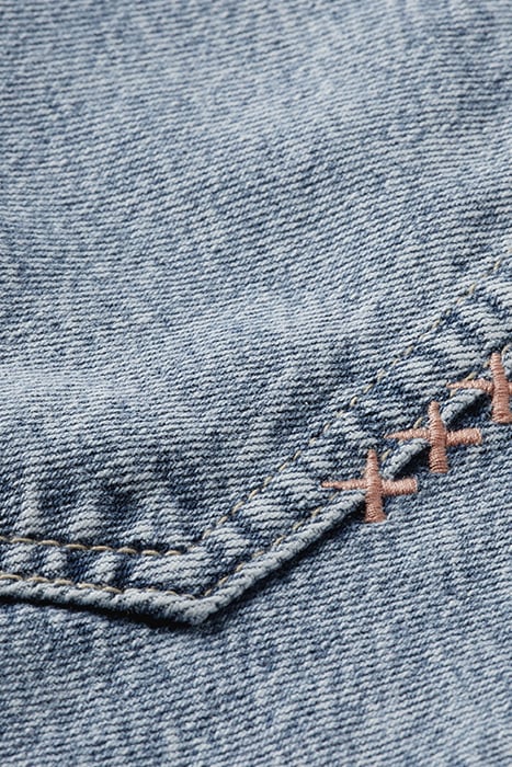 CROSS OVER FRONT WASHED DENIM MINI SKIRT GROWING BLAUW 3