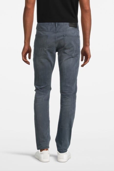 ESSENTIALS - RALSTON - CONCRETE BLEACH 3