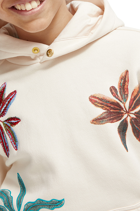 OVERSIZED FIT PLACED ARTWORK HOODIE CONTAINS ORGANIC COTTON  6