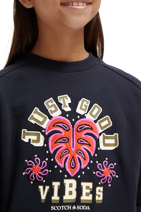 RELAXED-FIT ARTWORK SWEATSHIRT NIGHT 6