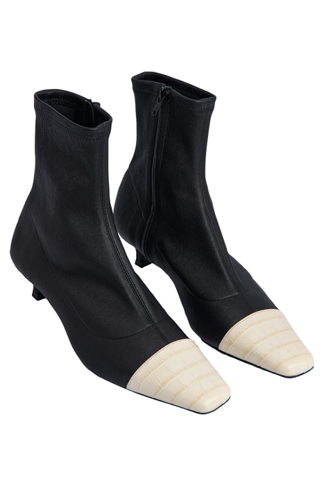 KARL BLACK STRETCH LEATHER 2