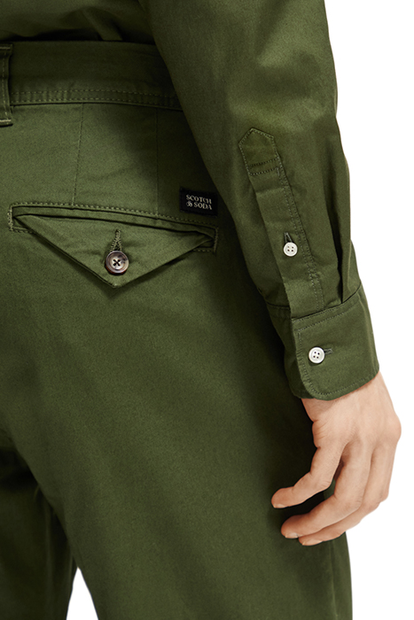 ESSENTIALS STUART - SLIM-FIT ORGANIC COTTON STRETCH CHINO FI 7