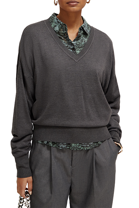 RELAXED V-NECK PULLOVER CHARCOAL MELANGE 1
