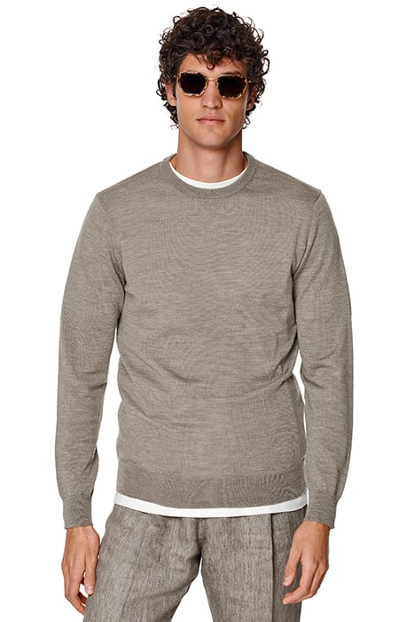 TAUPE CREWNECK 6