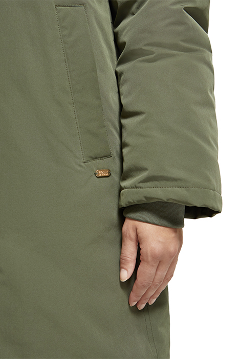 WATER REPELLENT MID LENGTH PARKA WITH REPREVE® FILLING MILIT 9