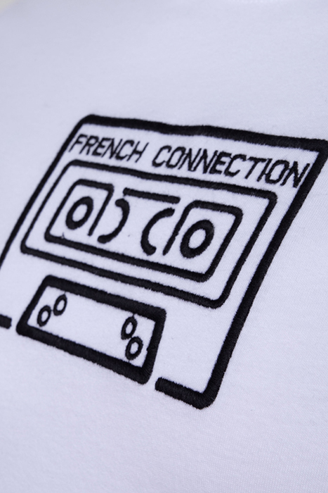 CASSETTE EMBROIDERY WHITE / BLACK 3