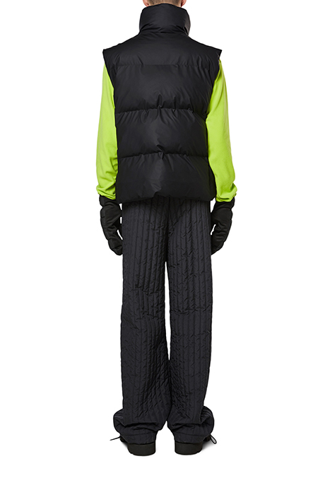 UNISEX BOXY PUFFER VEST BLACK 2