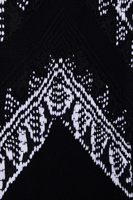 ALISKA BLACK/WHITE 3