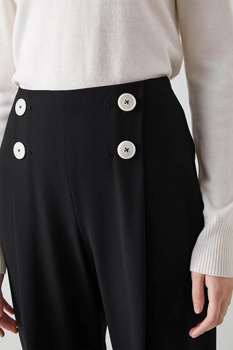 TR - PARKER FLAT FRONT BLACK 4