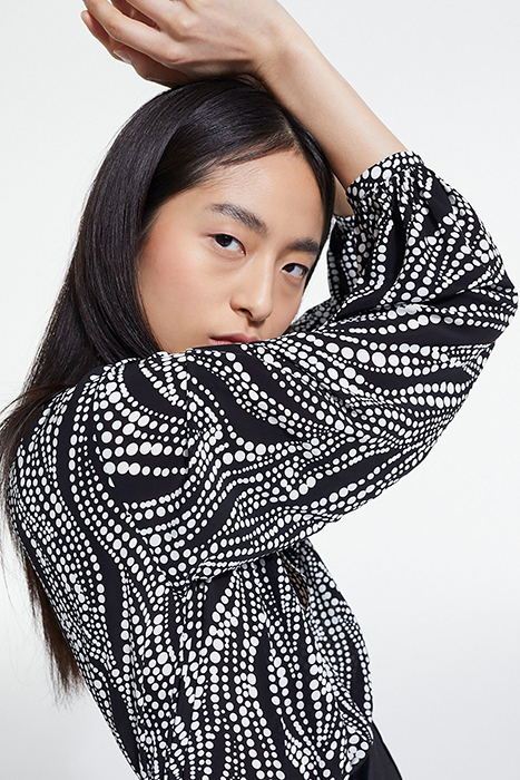 TOP LAVALIERE PEARLS BLACK WHITE 6