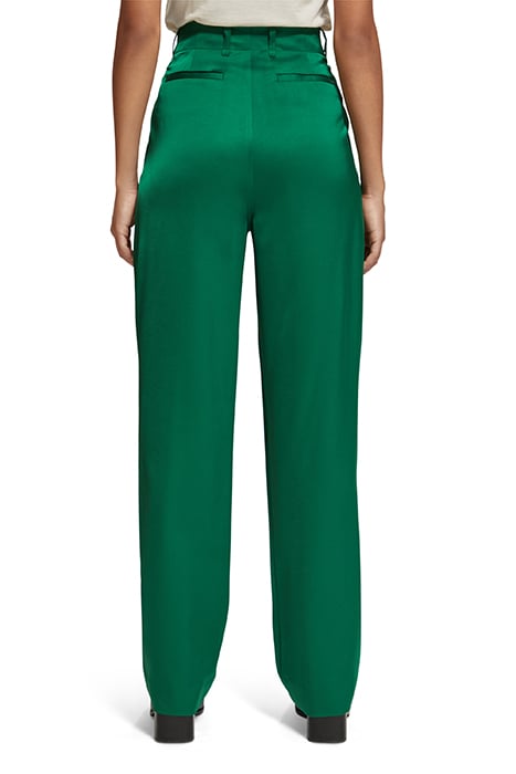 FAYE - HIGH RISE RELAXED TAPERED LEG PINE TREE 2