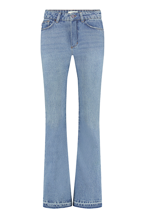 PLEUNIE BOOTLEG LIGHT MEDIUM WASH 2