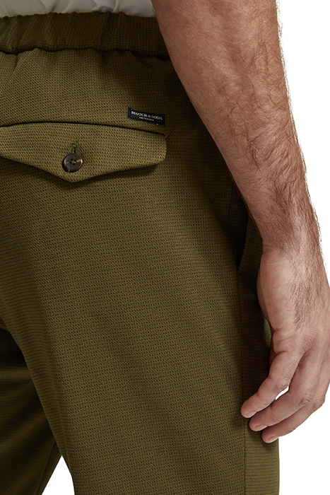 FINCH - REGULAR TAPERED-FIT YARN-DYED KNITTED JOGGER ALGAE 4